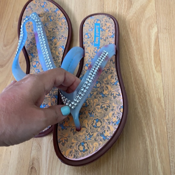 Flip Flops with Rhinestones - Picture 6 of 12